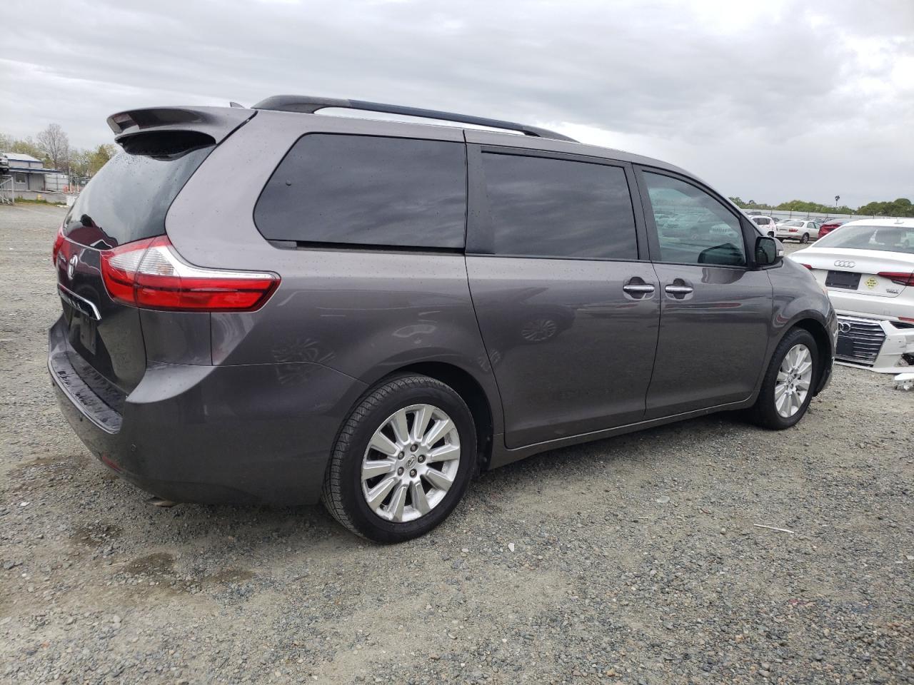 2015 TOYOTA SIENNA XLE - Фото 3