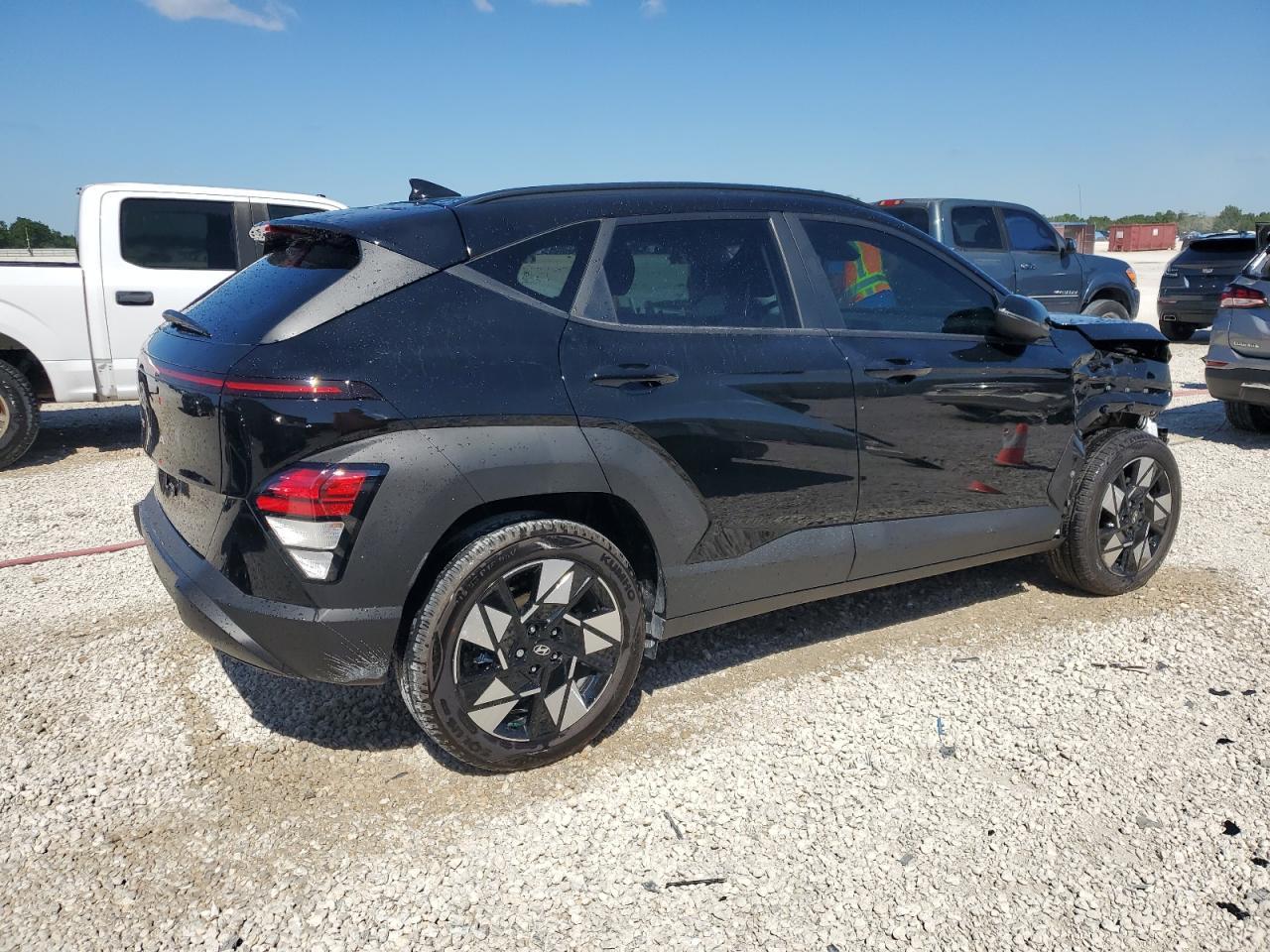 2024 HYUNDAI KONA SEL - Фото 3