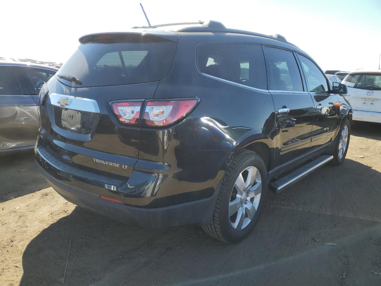 2014 CHEVROLET TRAVERSE L - Image 3