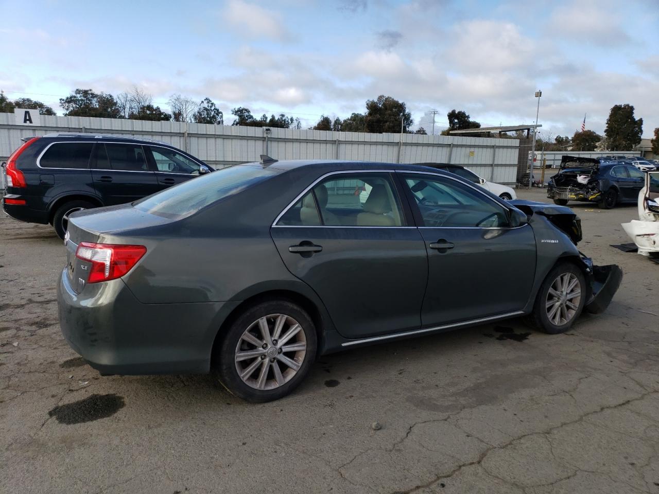 2012 TOYOTA CAMRY HYBR - Image 3