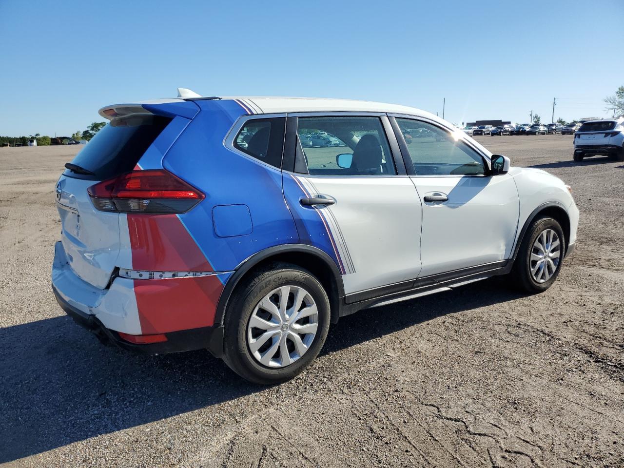 2017 NISSAN ROGUE S - Фото 3
