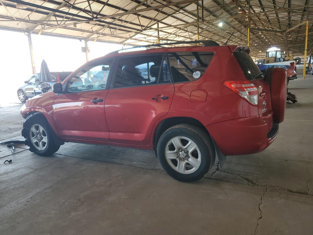 2011 TOYOTA RAV4 - Image 2