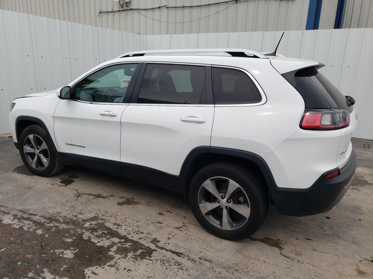 2019 JEEP CHEROKEE L - Image 2