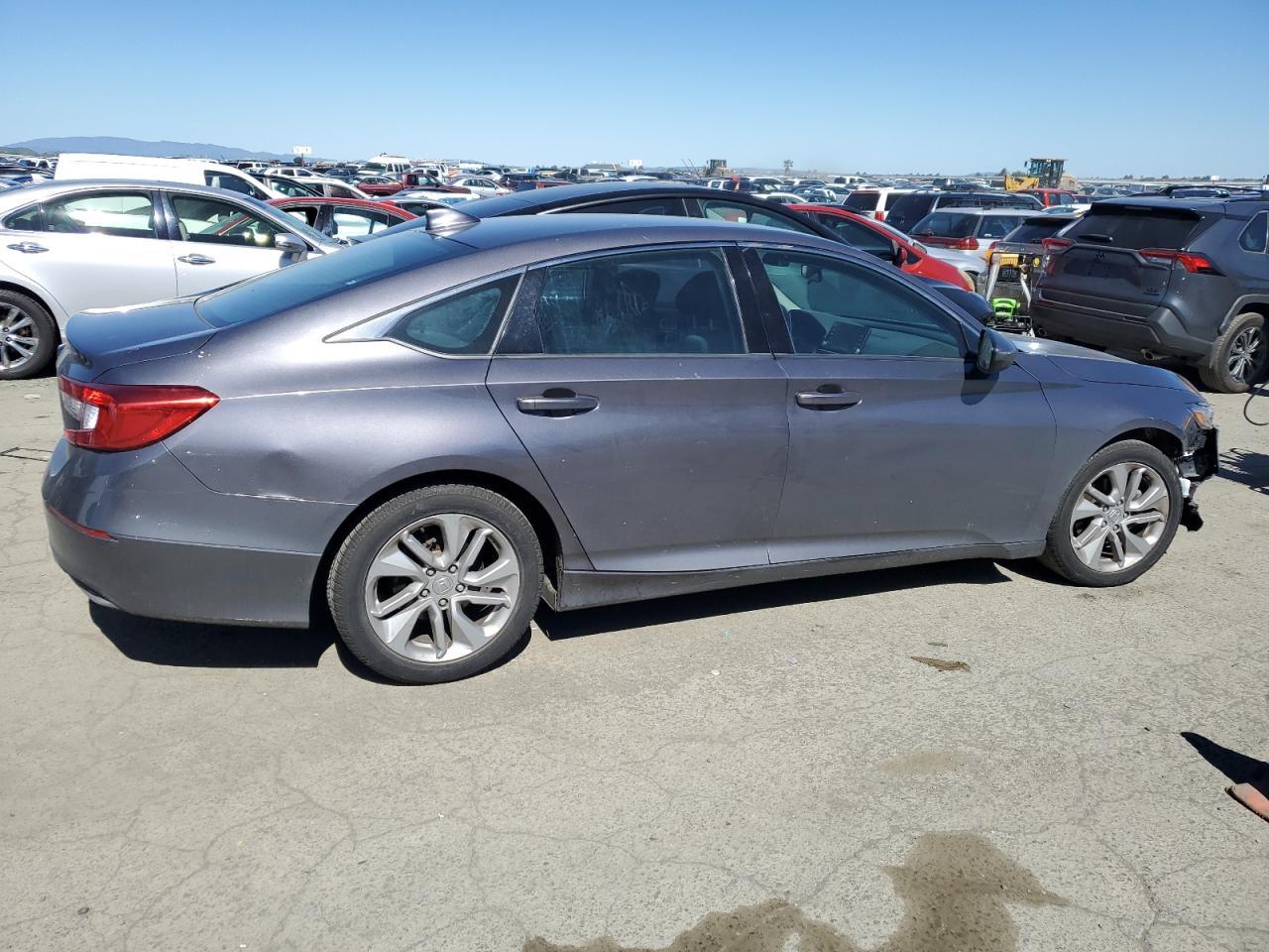 2018 HONDA ACCORD LX - Фото 3