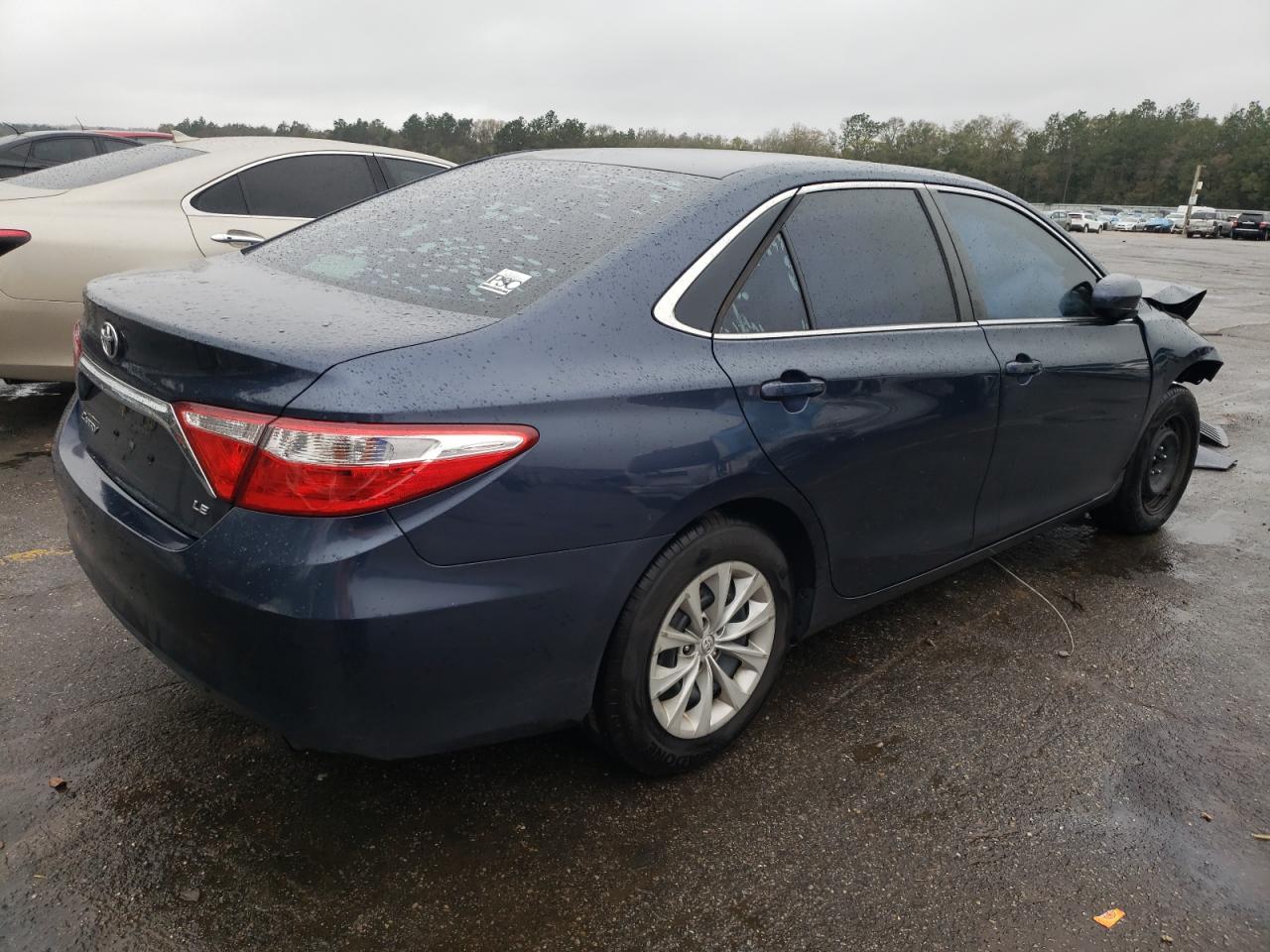 2015 TOYOTA CAMRY LE - Фото 3