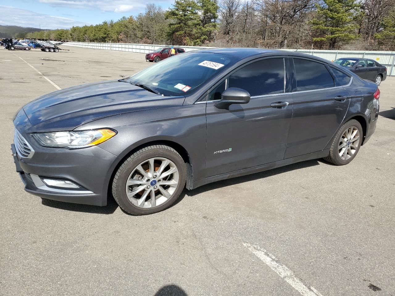 2017 FORD FUSION SE car image