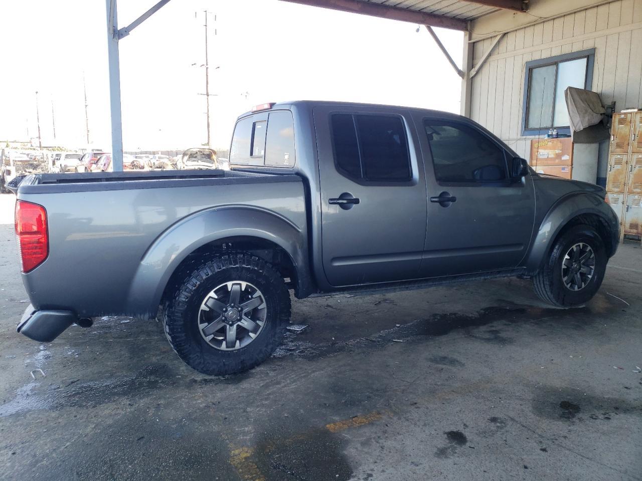 2016 NISSAN FRONTIER S - Фото 3