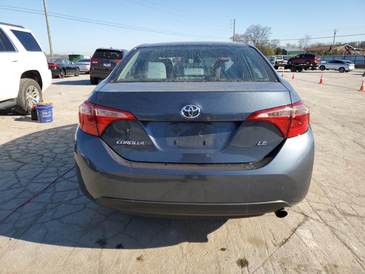 2018 TOYOTA COROLLA L - Image 6