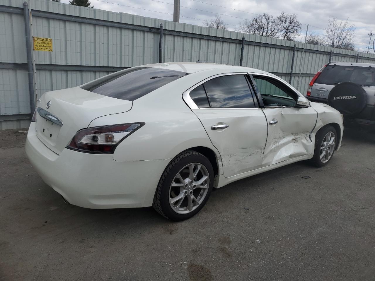 2014 NISSAN MAXIMA S - Фото 3