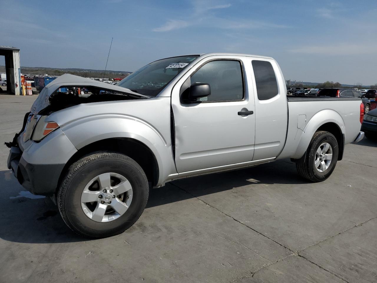 2014 NISSAN FRONTIER S car image