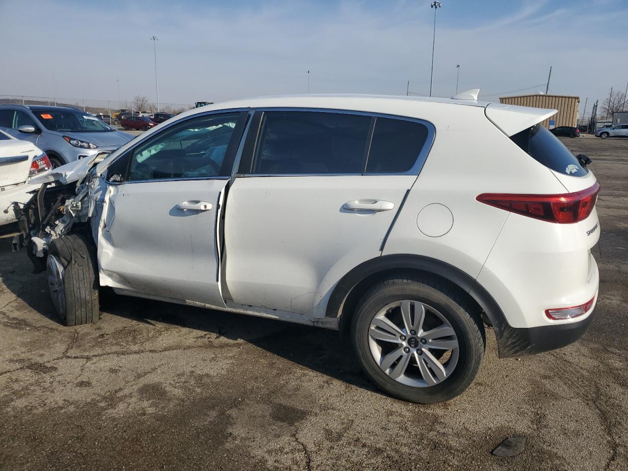 2017 KIA SPORTAGE L - Image 2