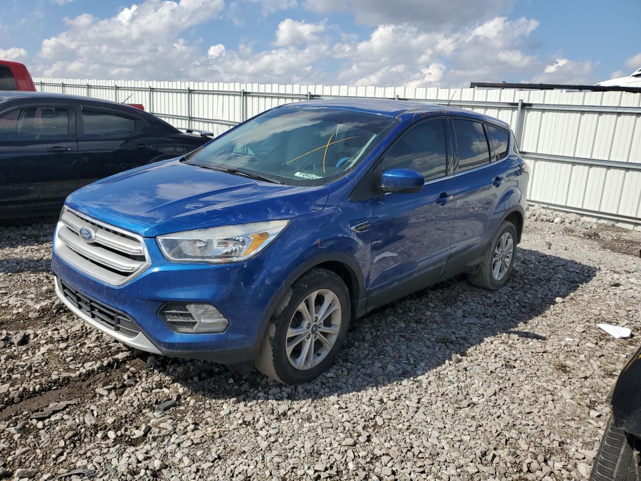 2017 FORD ESCAPE SE car image