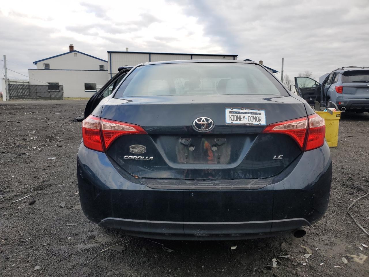 2018 TOYOTA COROLLA L - Image 6