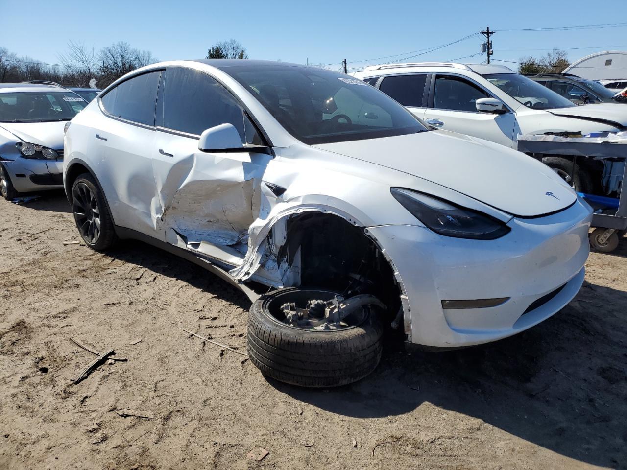 2023 TESLA MODEL Y - Фото 4