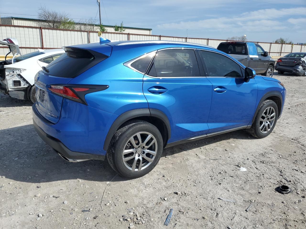 2016 LEXUS NX 200T BA - Фото 3