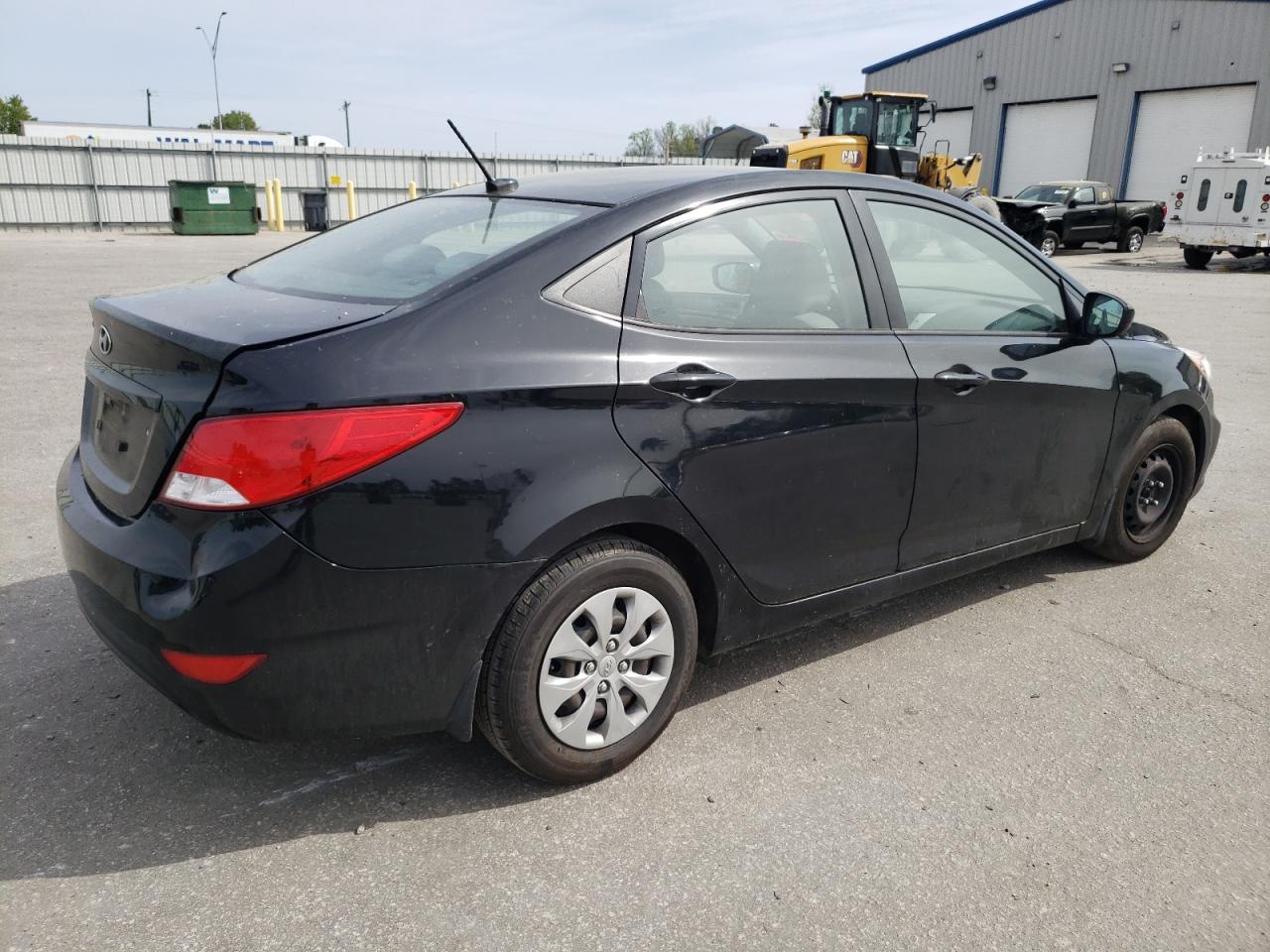 2017 HYUNDAI ACCENT SE - Image 3