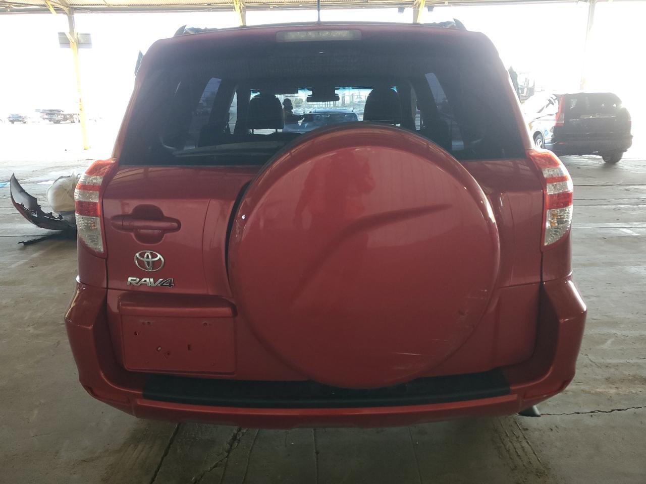 2011 TOYOTA RAV4 - Image 6