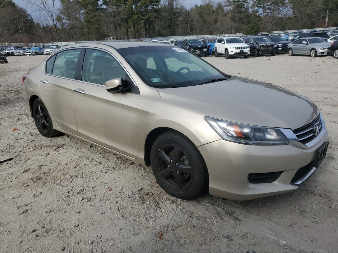 2014 HONDA ACCORD LX - Фото 4