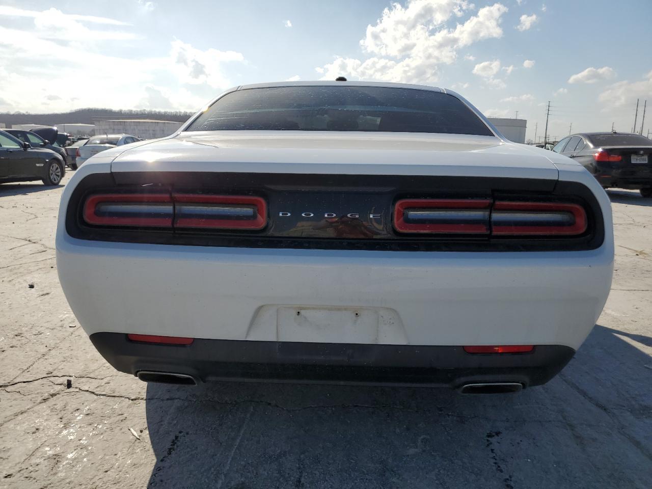2016 DODGE CHALLENGER - Фото 6