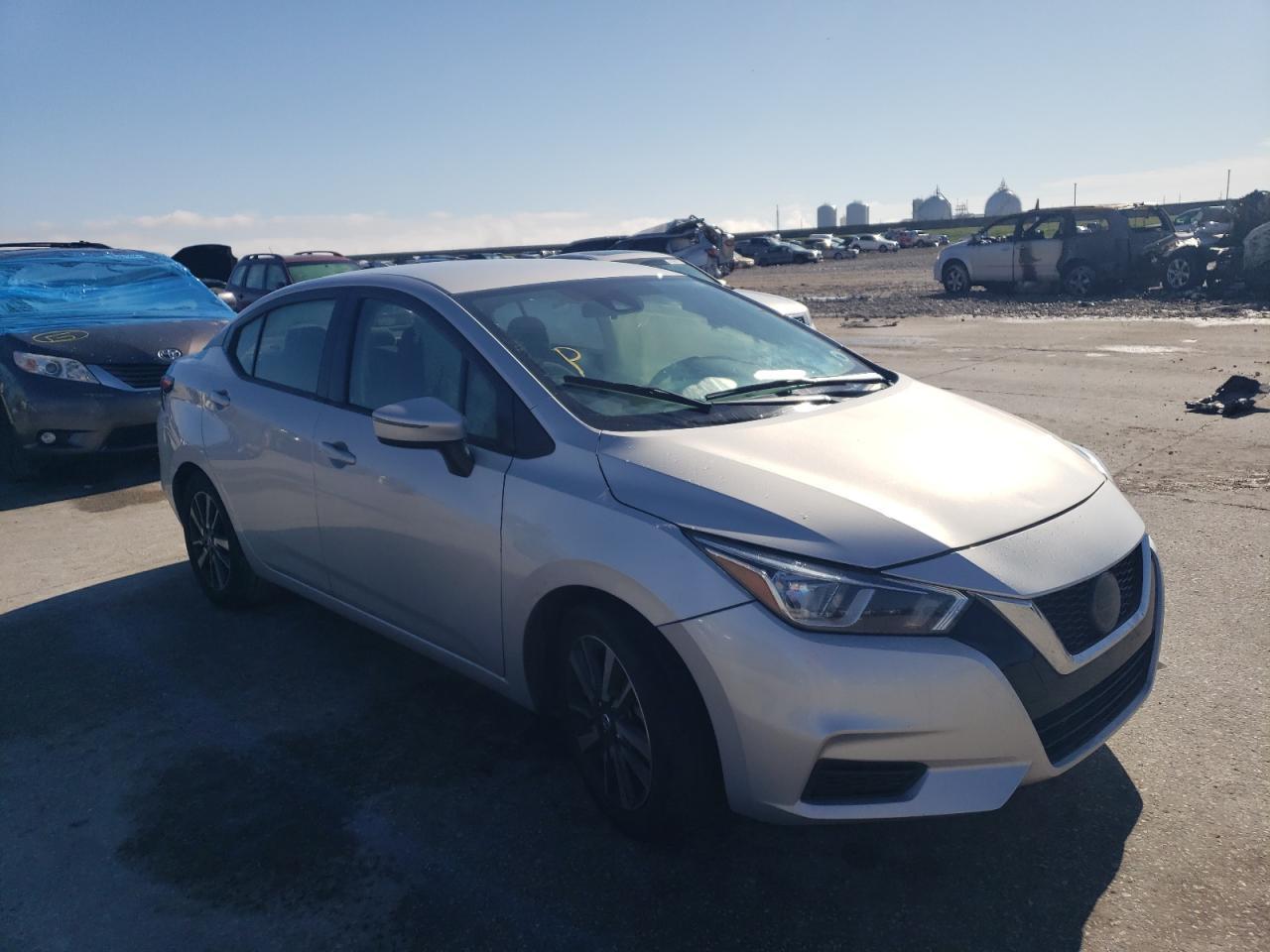 2021 NISSAN VERSA SV - Фото 4