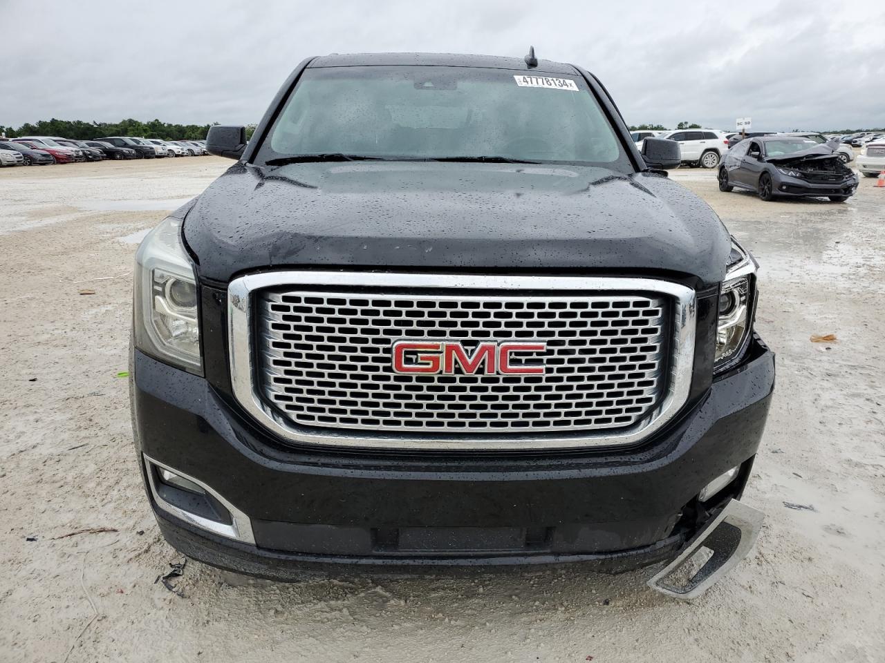 2016 GMC YUKON XL D - Фото 5