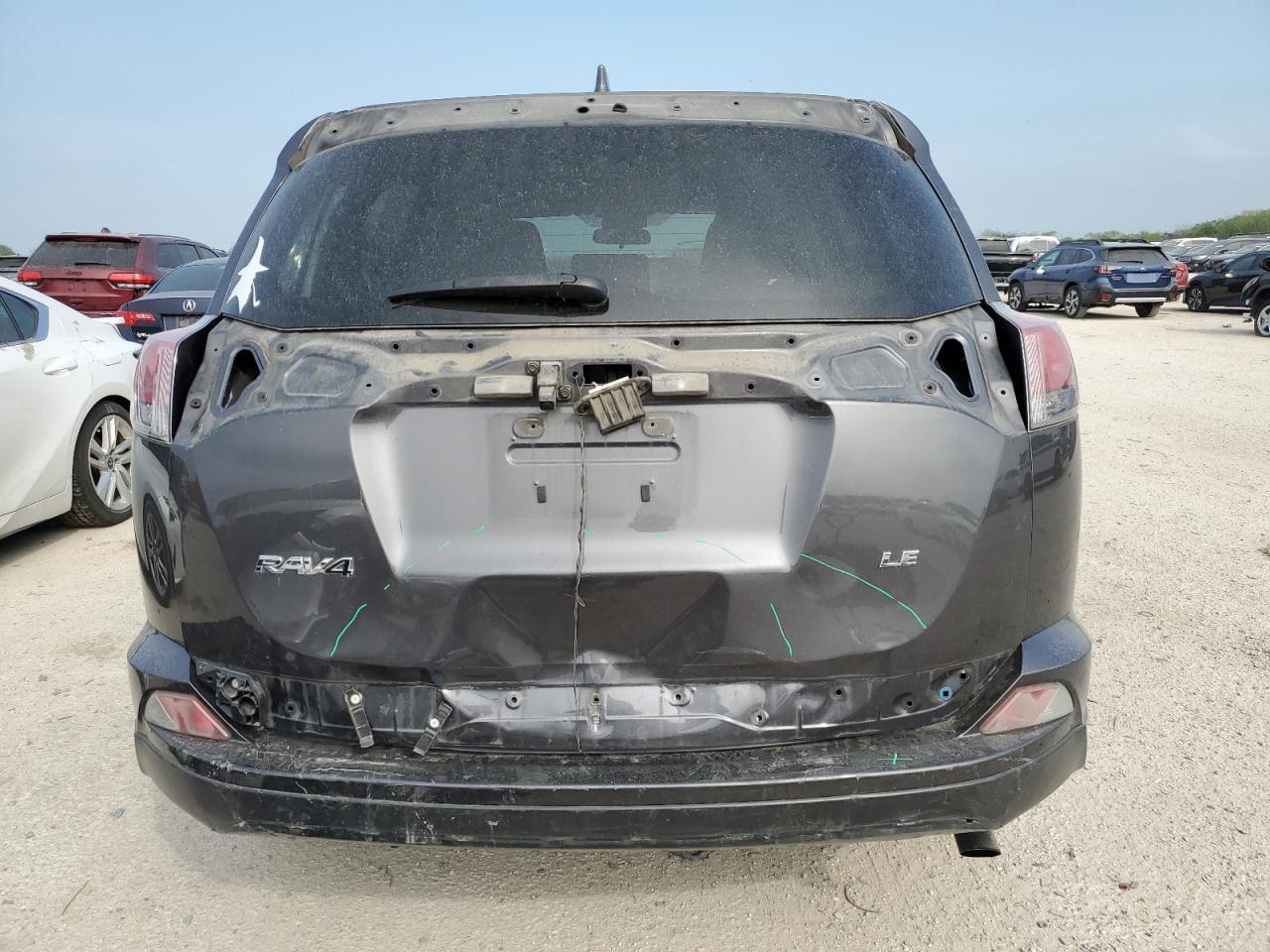 2018 TOYOTA RAV4 LE - Image 6