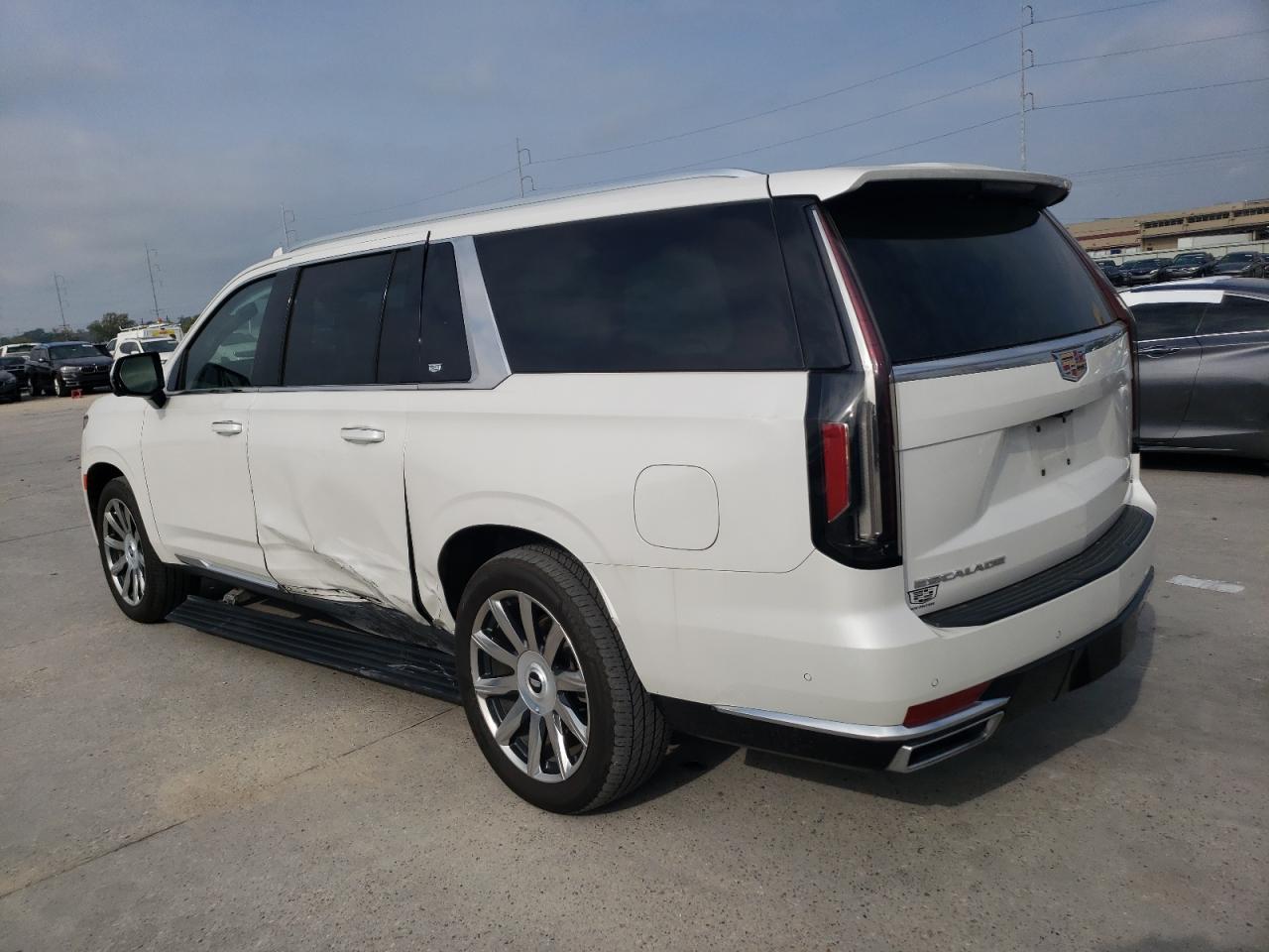 2021 CADILLAC ESCALADE E - Image 2
