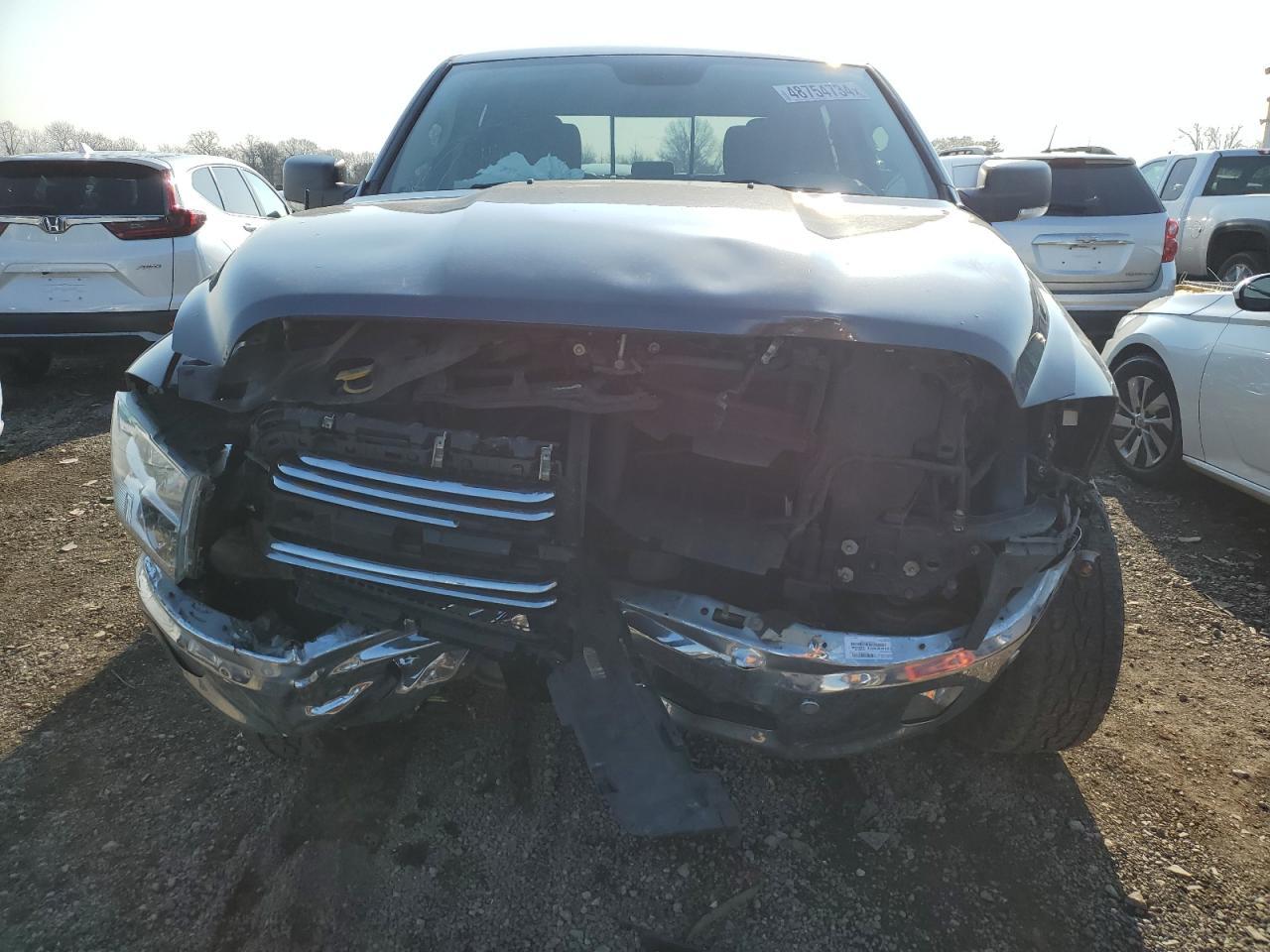 2017 RAM 1500 SLT - Image 5