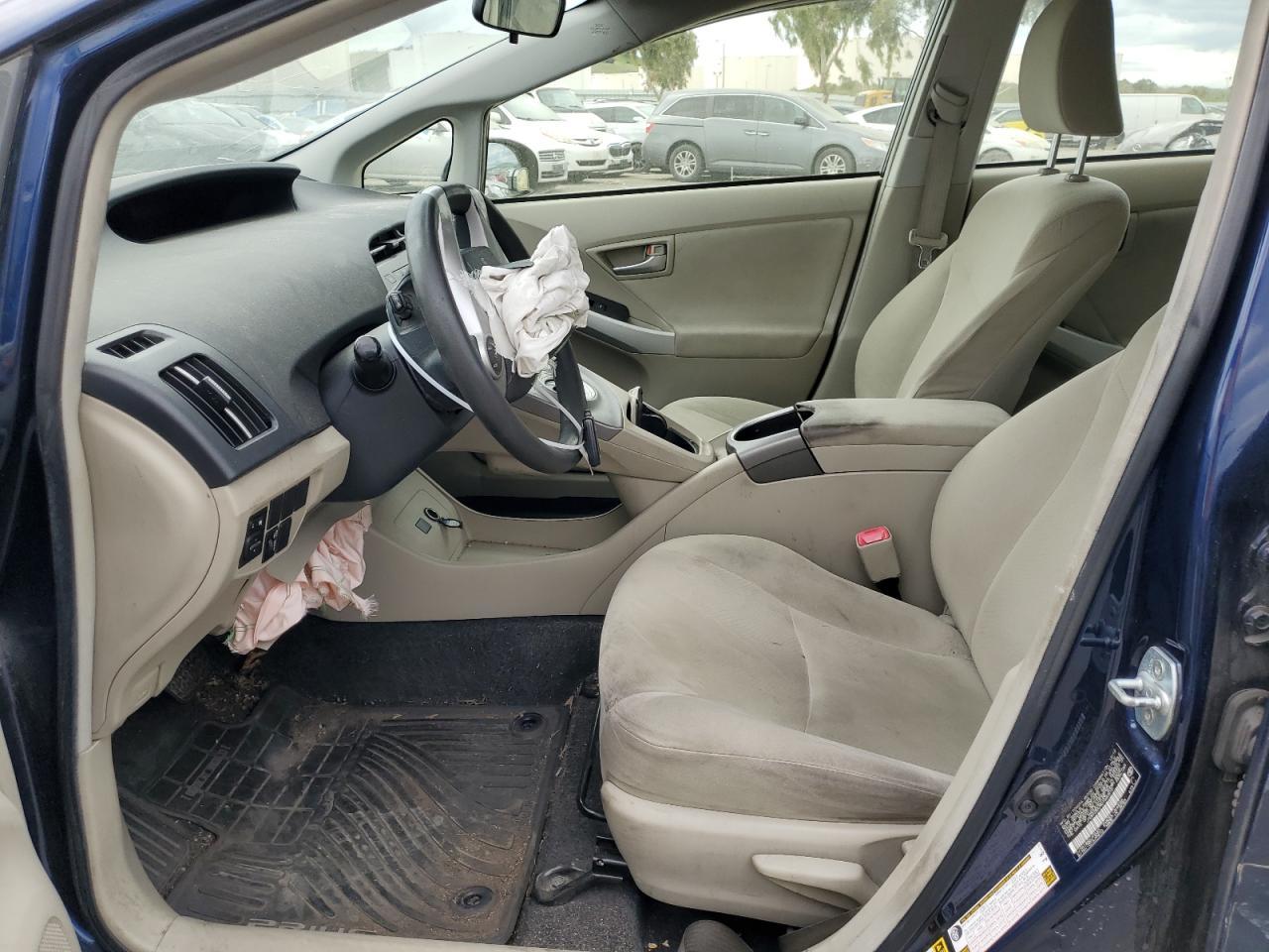 2013 TOYOTA PRIUS - Фото 7