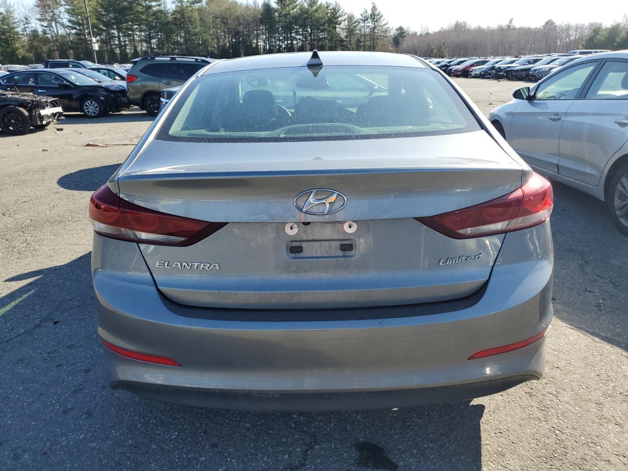 2017 HYUNDAI ELANTRA SE - Image 6