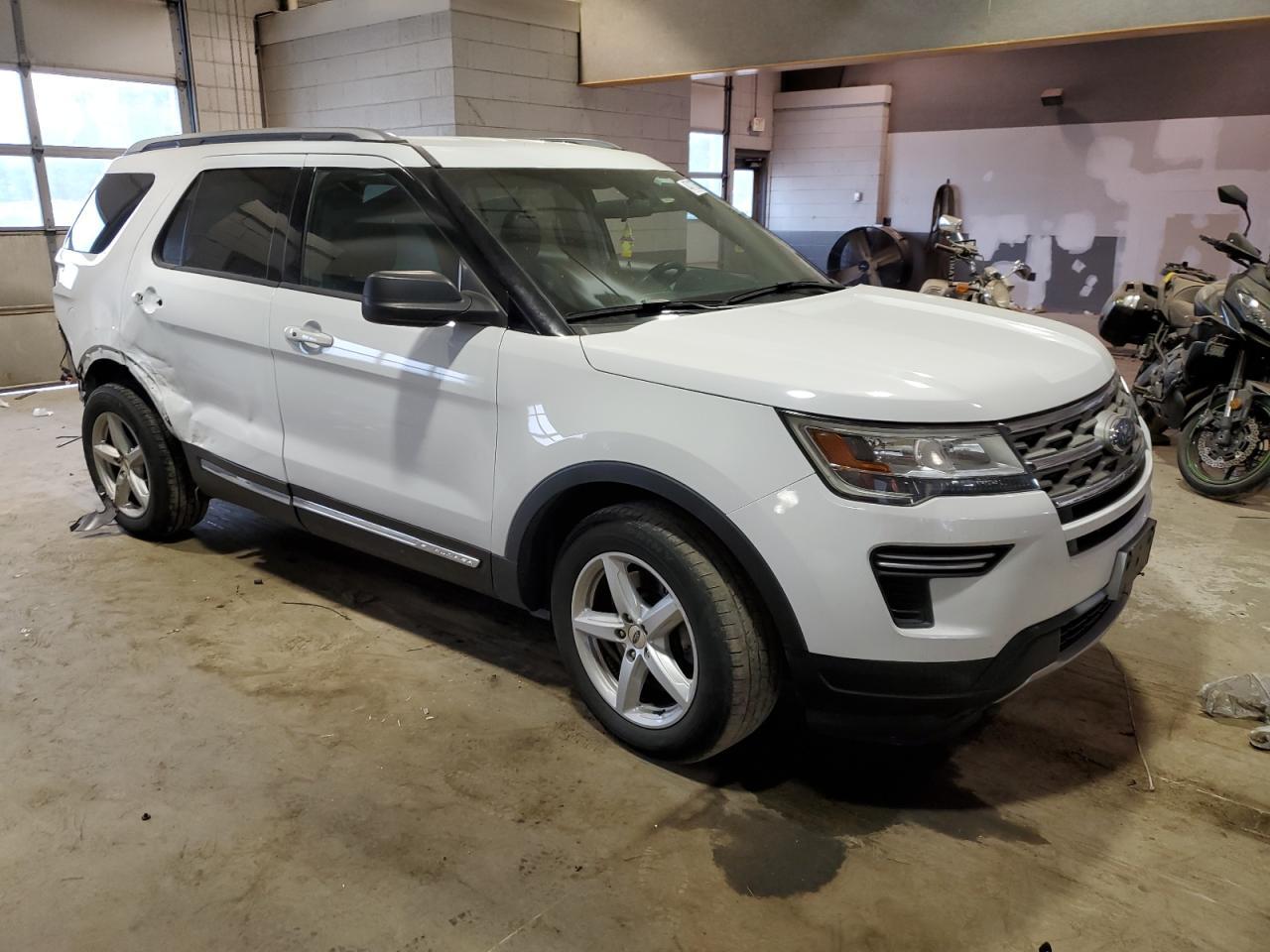 2018 FORD EXPLORER X - Фото 4