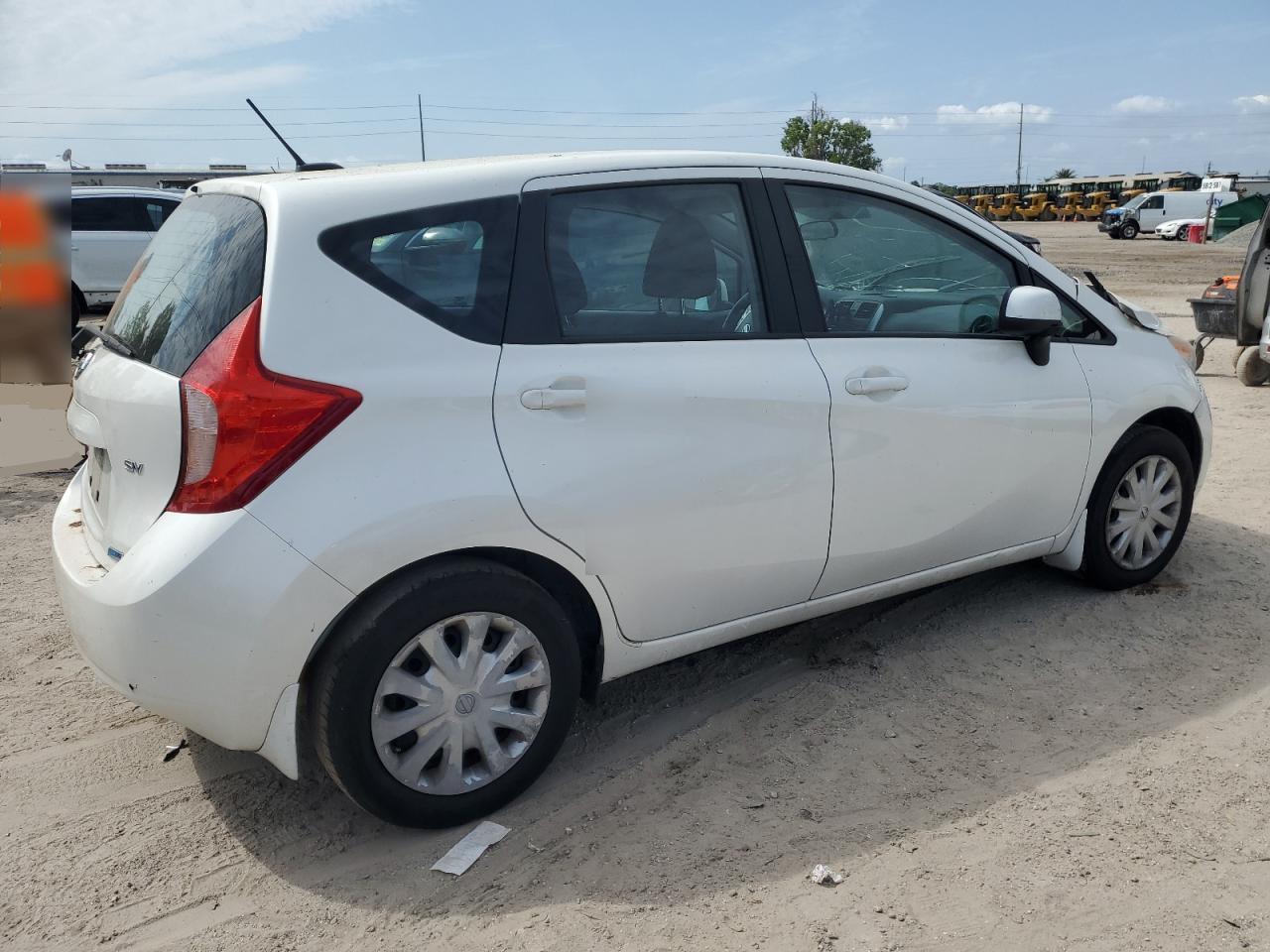 2014 NISSAN VERSA NOTE - Фото 3