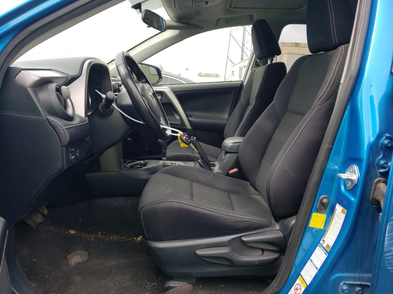 2016 TOYOTA RAV4 XLE - Image 7
