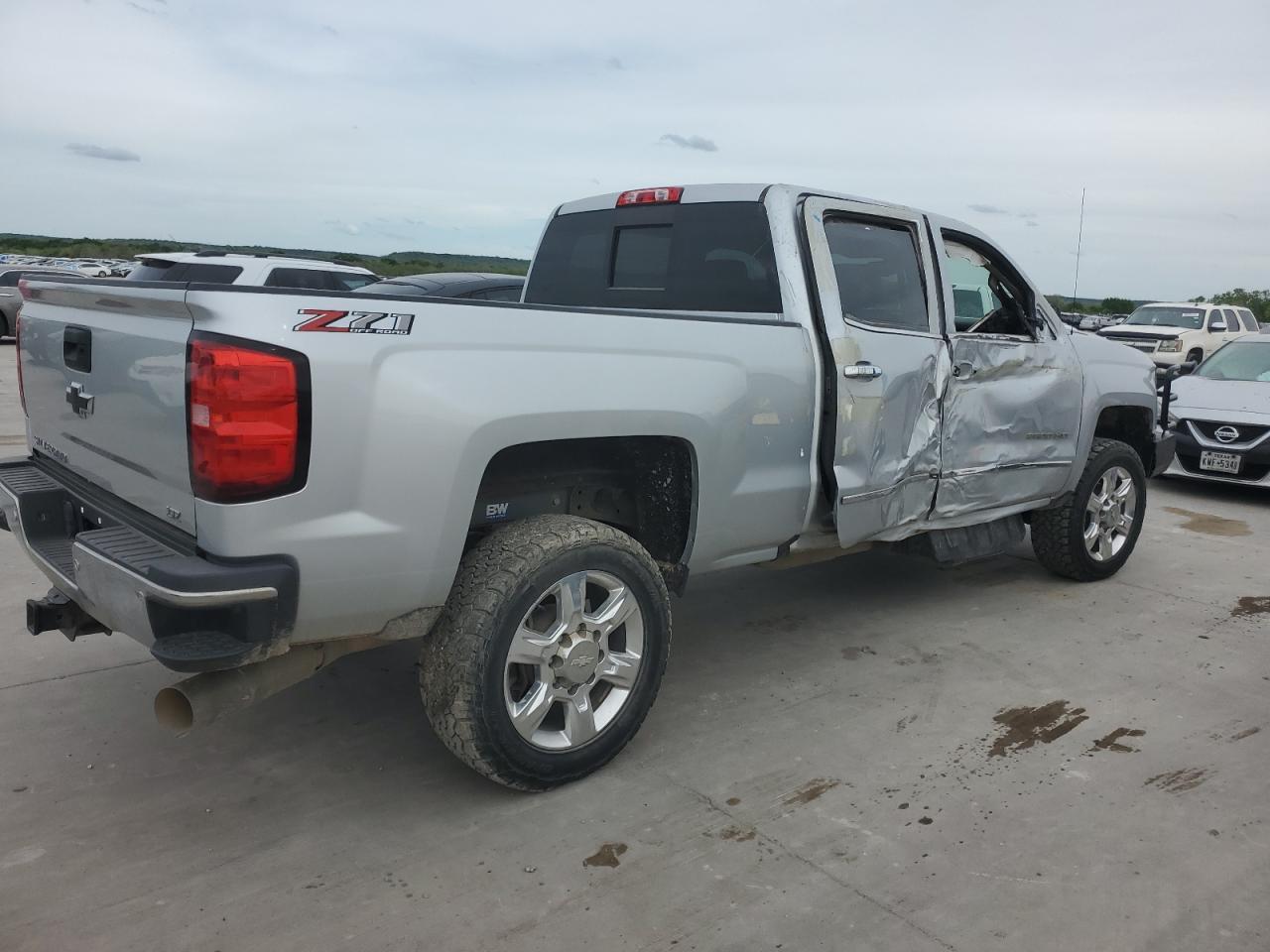 2019 CHEVROLET SILVERADO - Фото 3