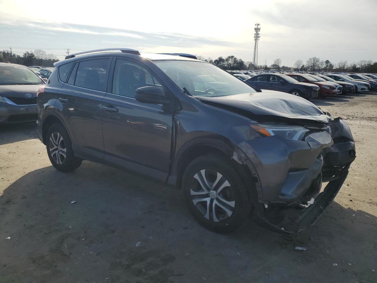 2016 TOYOTA RAV4 LE - Фото 4