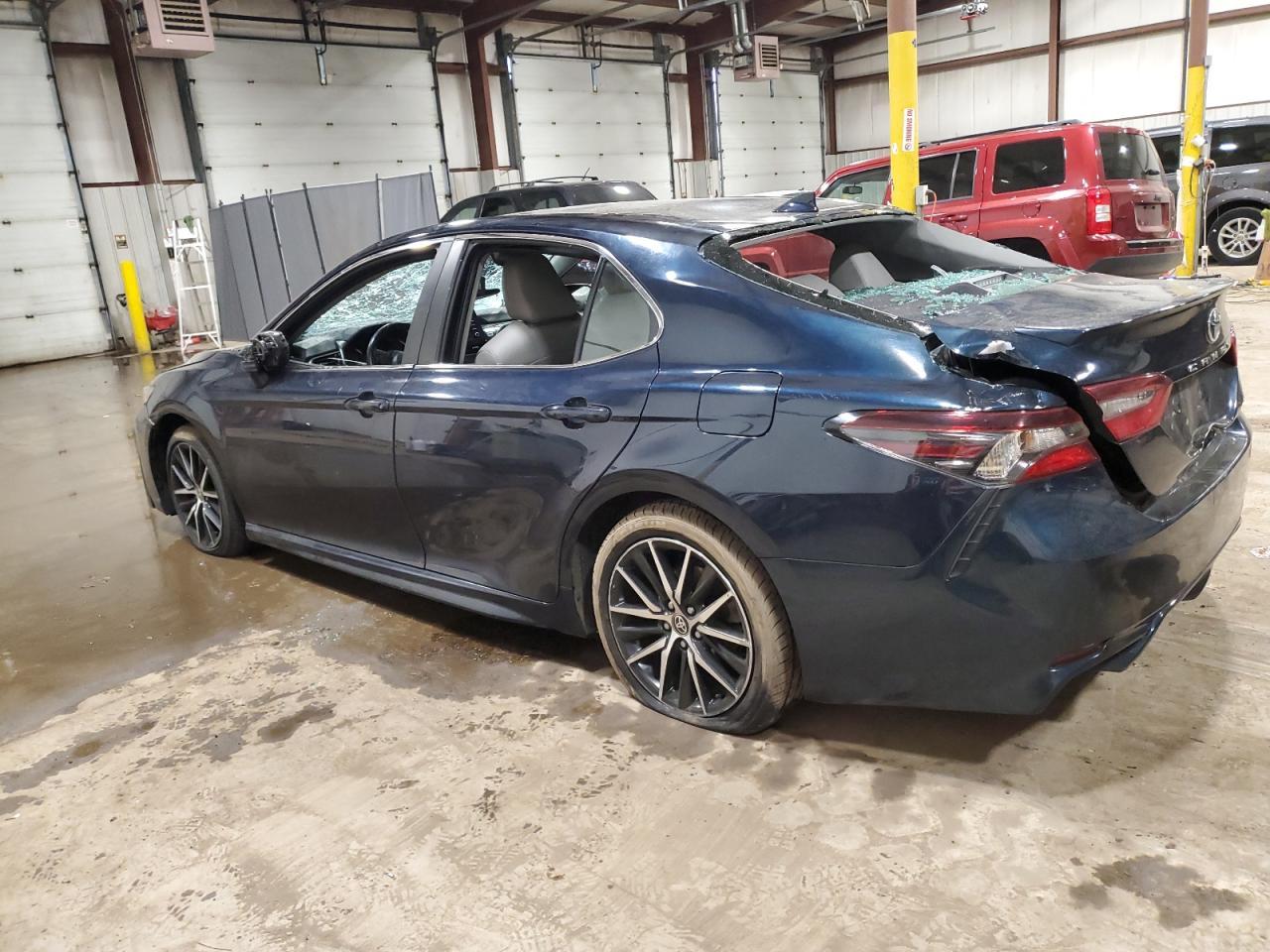 2021 TOYOTA CAMRY SE - Image 2
