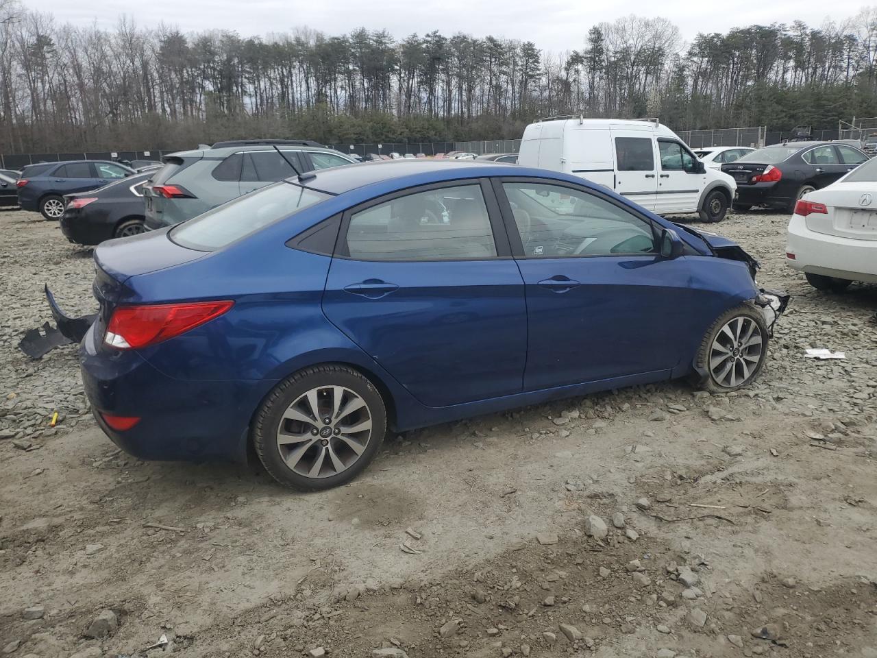 2017 HYUNDAI ACCENT SE - Image 3