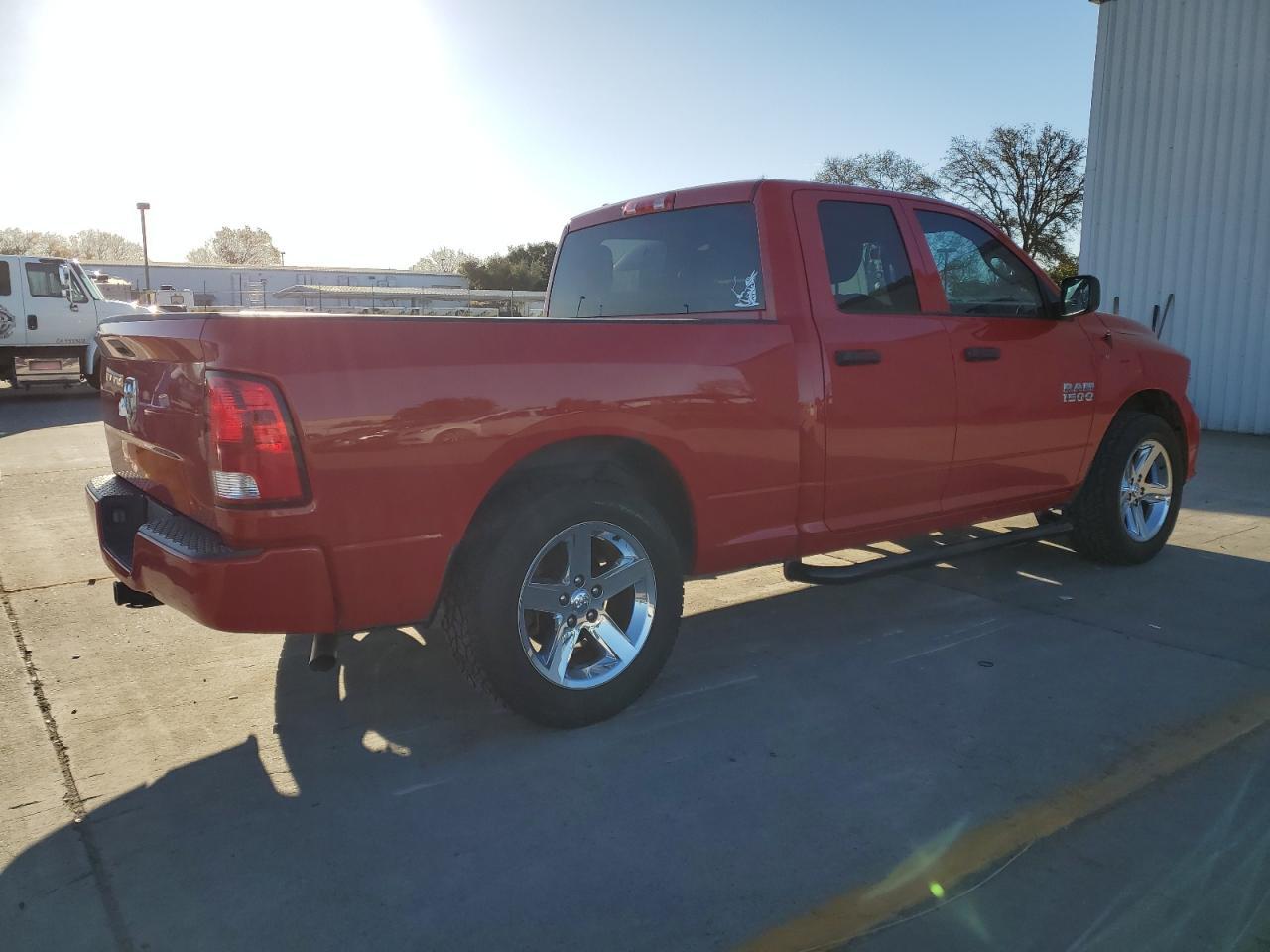 2017 RAM 1500 ST - Фото 3