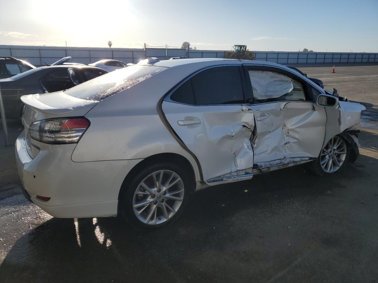2010 LEXUS HS 250H - Фото 3