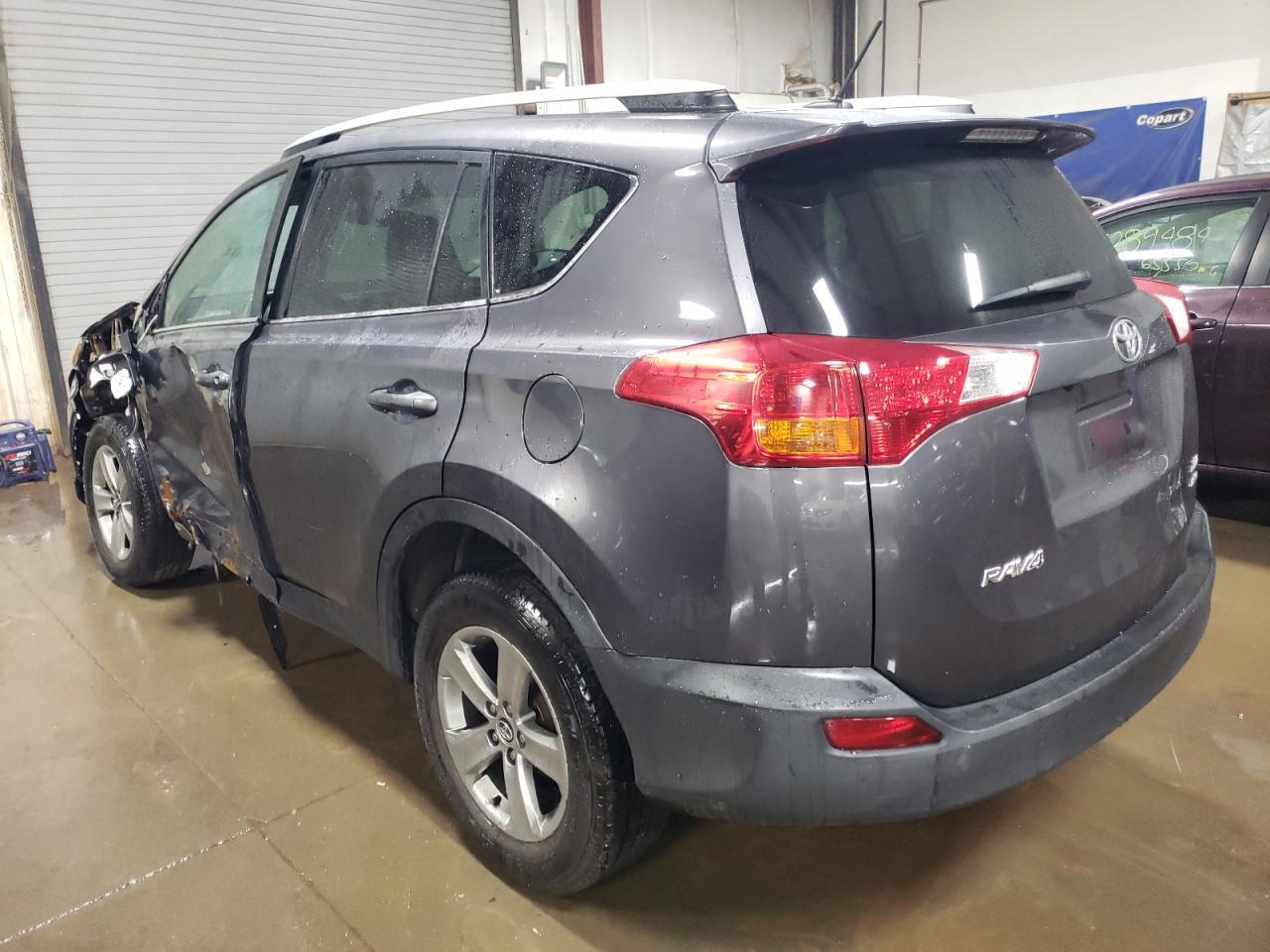 2015 TOYOTA RAV4 XLE - Image 2