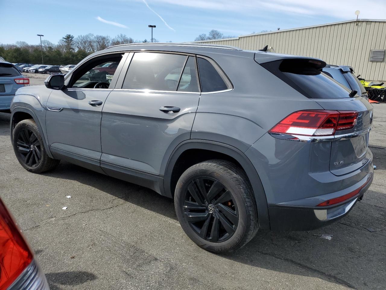 2022 VOLKSWAGEN ATLAS CROS - Фото 2