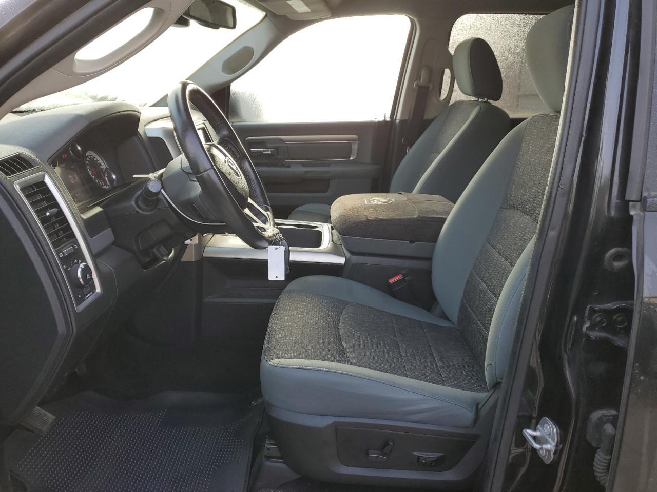 2017 RAM 1500 SLT - Image 7