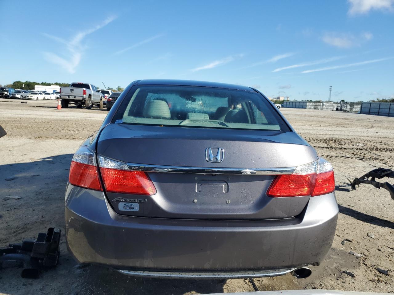 2014 HONDA ACCORD LX - Фото 6