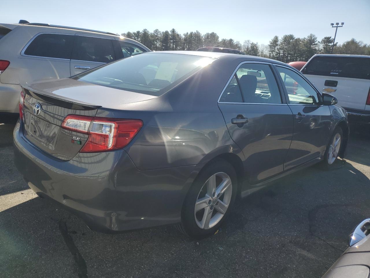 2014 TOYOTA CAMRY L - Image 3