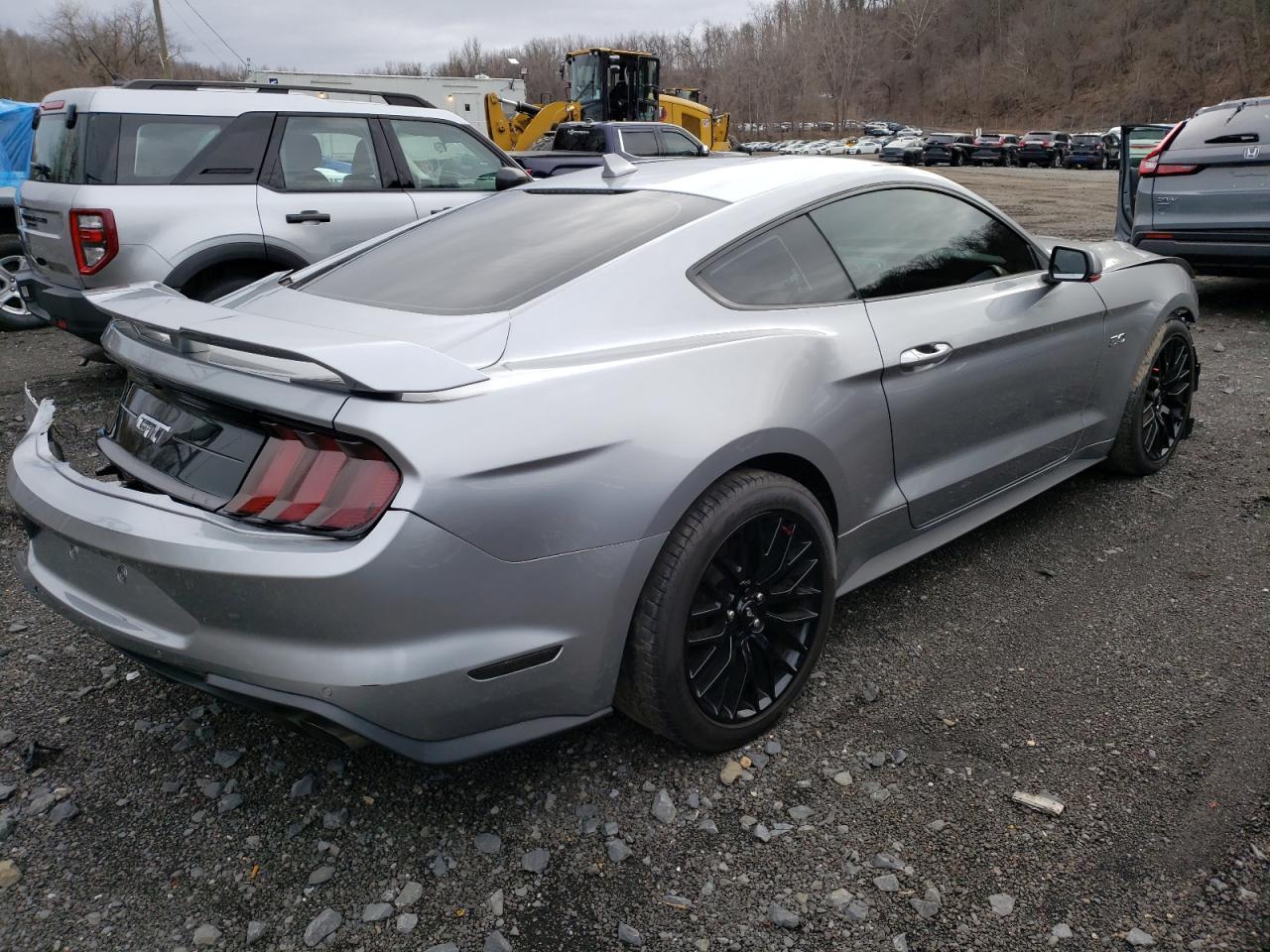 2021 FORD MUSTANG GT - Фото 3