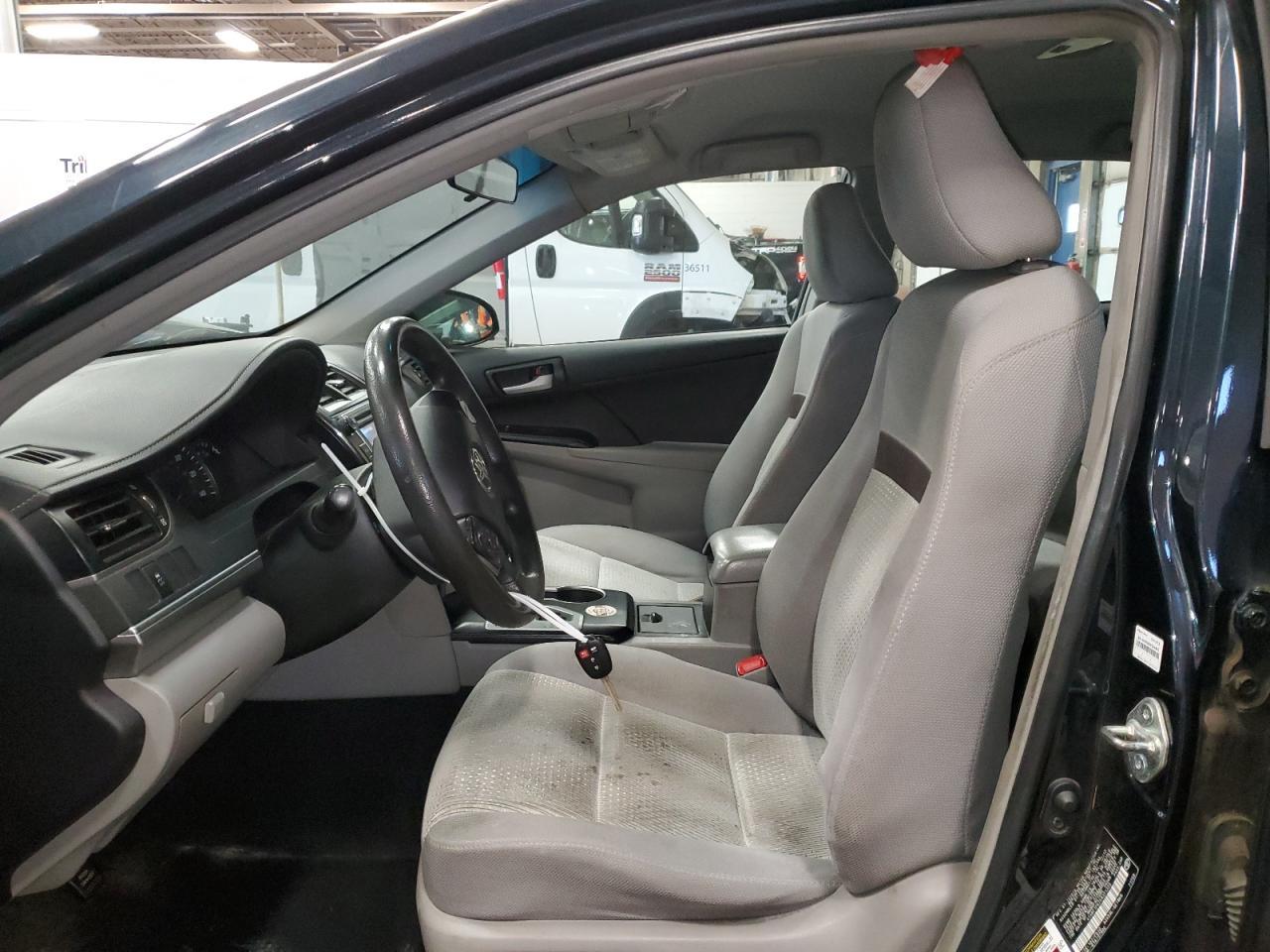 2014 TOYOTA CAMRY L - Image 7