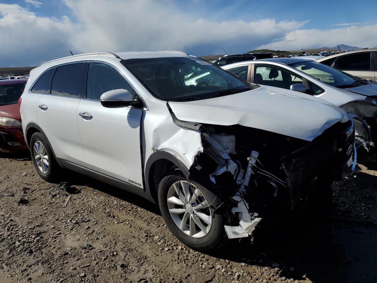 2017 KIA SORENTO LX - Image 4