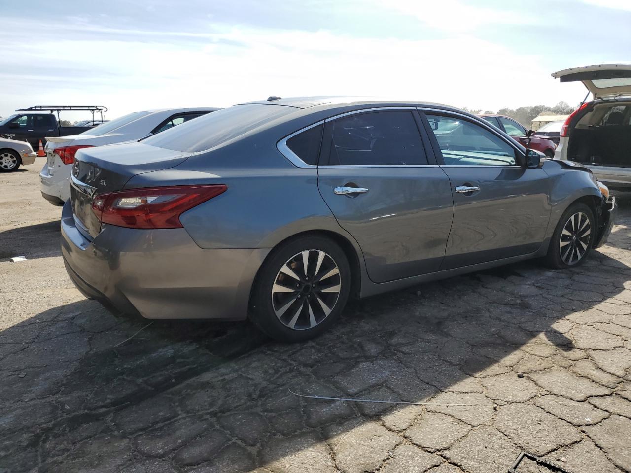 2018 NISSAN ALTIMA 2.5 - Фото 3