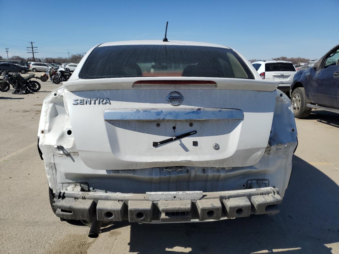 2012 NISSAN SENTRA 2.0 - Фото 6