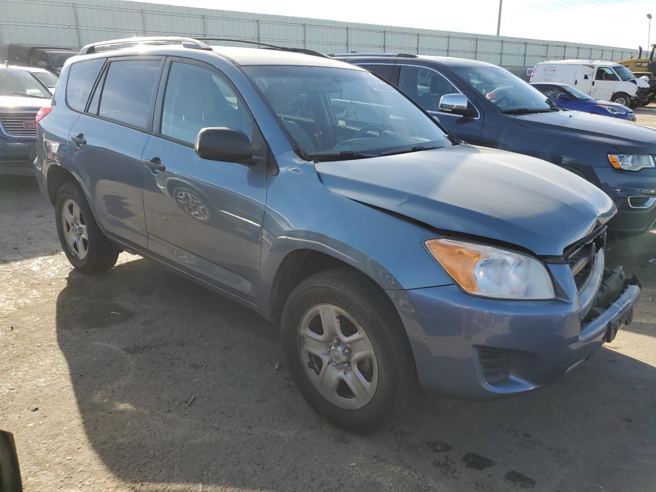 2011 TOYOTA RAV4 - Image 4